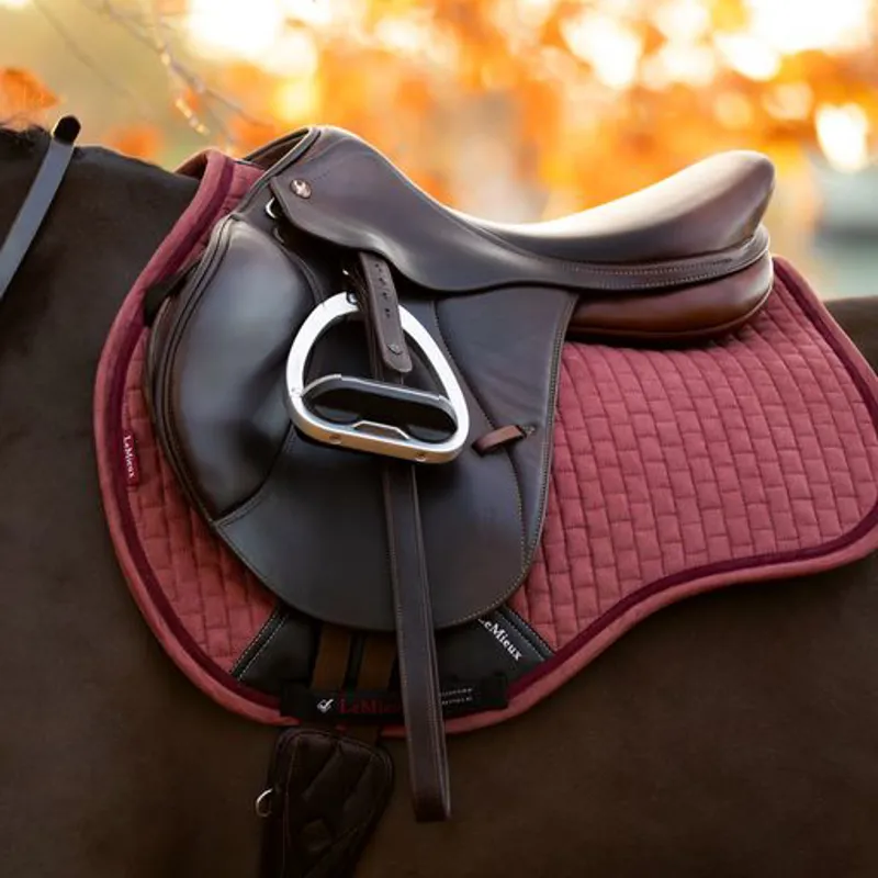 LeMieux Suede GP Square Orchid - Image 2