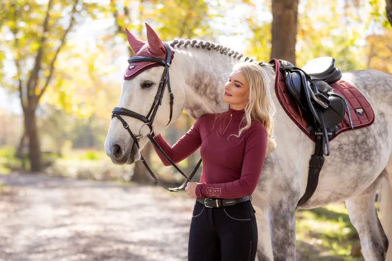 LeMieux Loire Classic Close Contact Square Orchid - Image 2